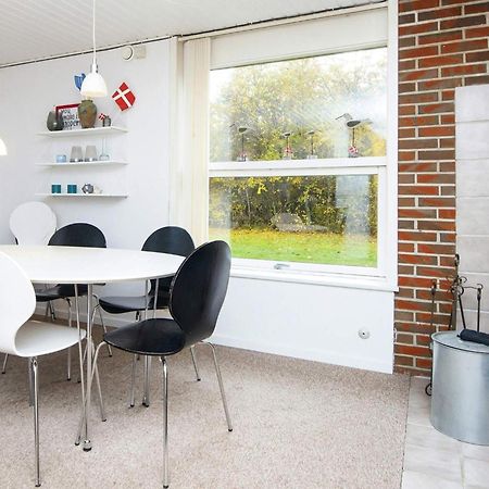 6 Person Holiday Home In Hemmet Exterior foto